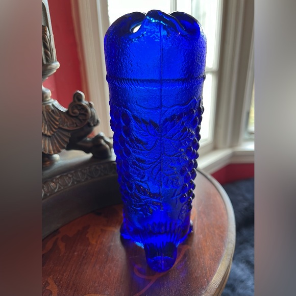Northwood grape & cable pattern vintage Mosser cobalt blue glass hatpin holder - Picture 3 of 9
